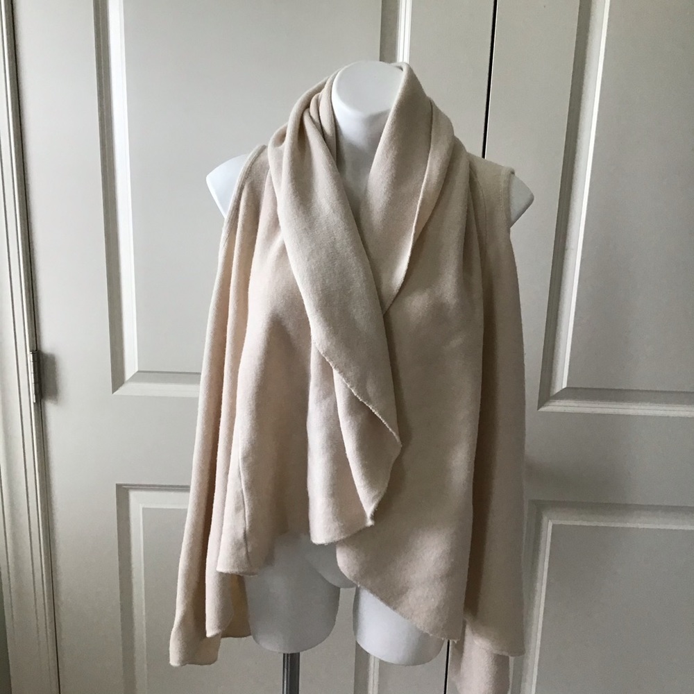 The Look Cardigan sleeveless sweater Cream/Ivory